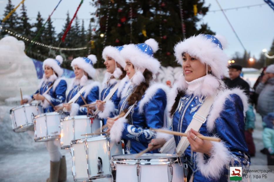 On December 25, Father Frost Parade and the main New Year Tree opening ceremony will take place in Ufa