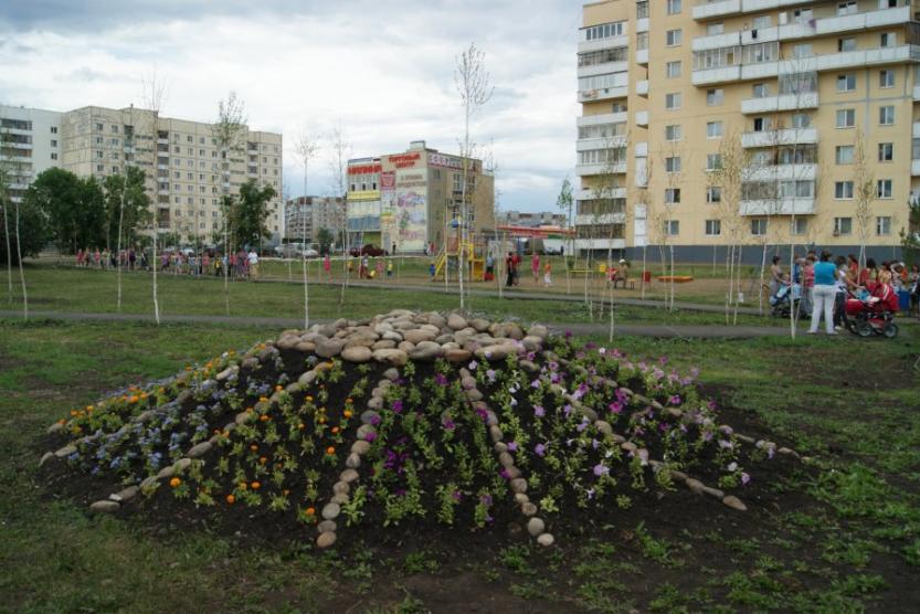 Калининский районный уфа. Сквер в Шакше Уфа. Микрорайон Шакша. Достопримечательности Шакши. Новый парк в Шакше.