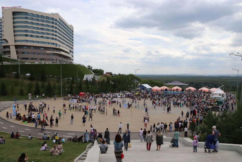 Население уфы. Уфа население. Жители Уфы. Население города Уфа. Уфа люди фото.