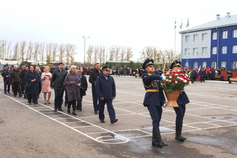 Уфимский кадетский корпус. Уфимский кадетский корпус им м.Гареева. Кадетский корпус Уфа. Кадетский корпус имени Мусы Гареева. Уфимский авиационный кадетский корпус.